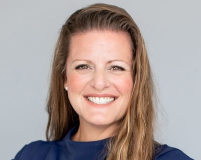 Julie Gilley Milam, Senior Financial Analyst