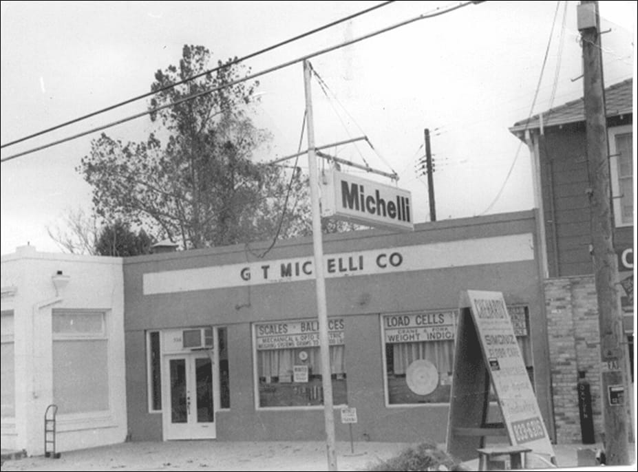 Exterior of the G.T. Michelli Company's 2,600-square-foot 526 Metairie Road location in the New Orleans area, opened in 1957