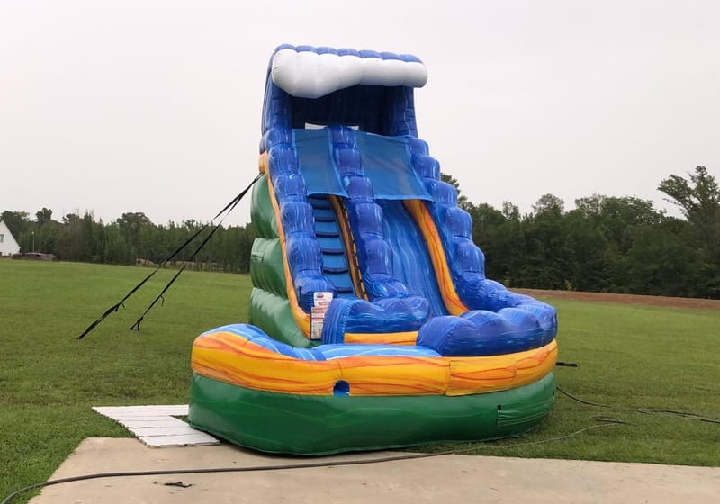 18' Storm Surge Single Lane Waterslide